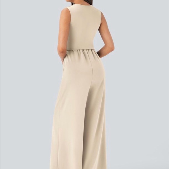 HALARA Cream Sleeveless Jumpsuit - Picture 2 of 8